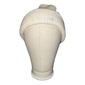 Levi's Women's Front Logo Beanie Hat Knit Cream One Size NWOT